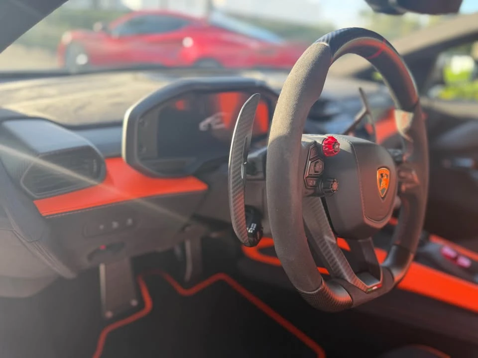 2024 Lamborghini Revuelto - Image 12 of 18