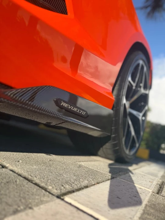 2024 Lamborghini Revuelto - Image 8 of 18