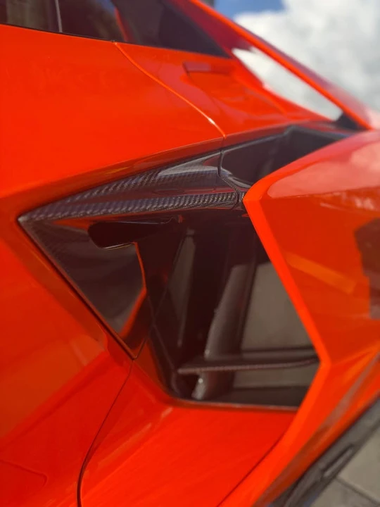 2024 Lamborghini Revuelto - Image 9 of 18