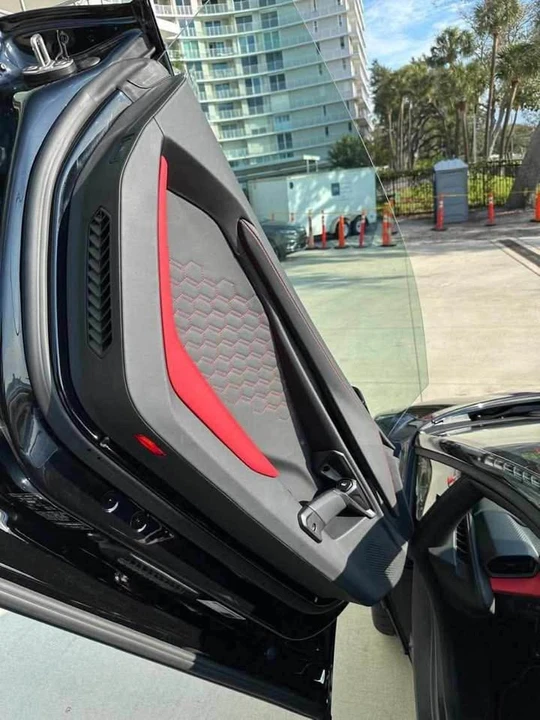 2024 Lamborghini Revuelto - Image 8 of 8