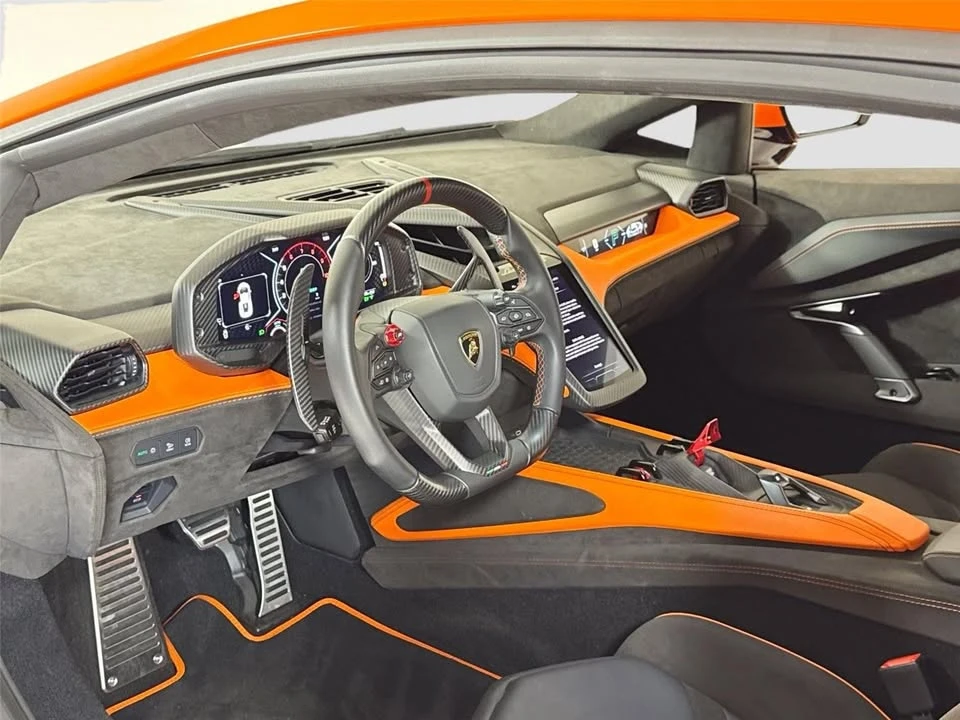 2024 Lamborghini Revuelto - Image 10 of 11