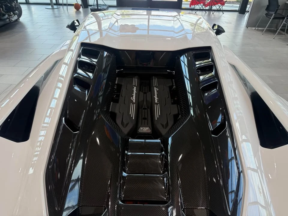 2024 Lamborghini Revuelto - Image 4 of 4