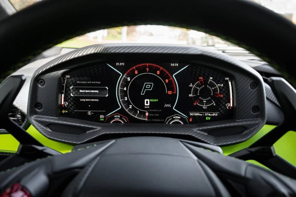 2024 Lamborghini Revuelto - Image 9 of 20