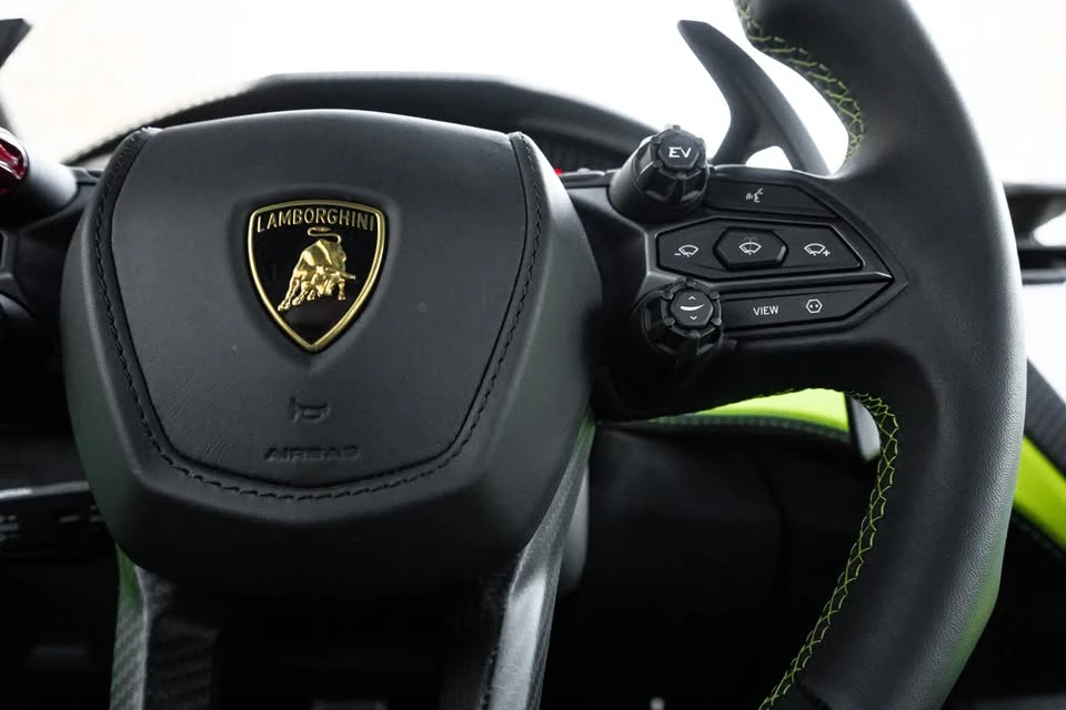 2024 Lamborghini Revuelto - Image 8 of 20