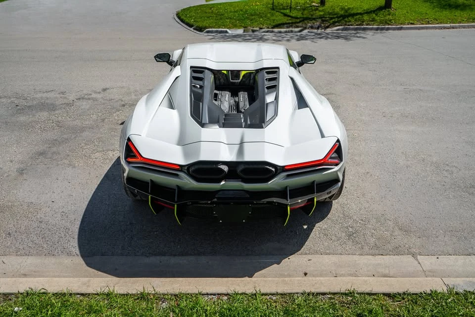 2024 Lamborghini Revuelto - Image 6 of 20