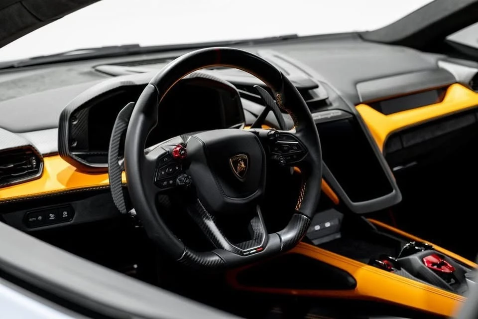 2024 Lamborghini Revuelto - Image 7 of 20
