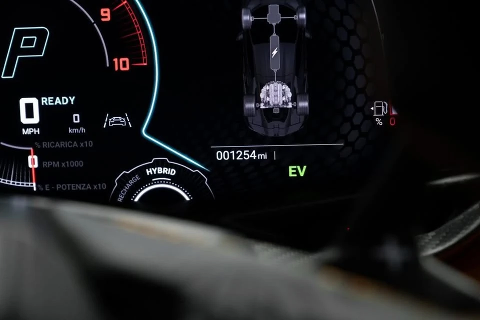 2024 Lamborghini Revuelto - Image 19 of 20