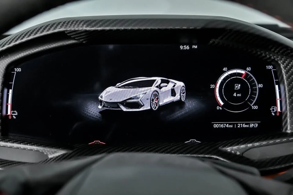 2024 Lamborghini Revuelto - Image 10 of 11