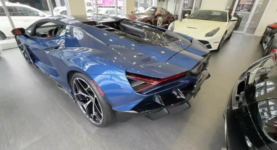 2024 Lamborghini Revuelto - Image 2 of 3
