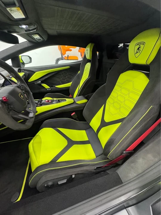 2024 Lamborghini Revuelto - Image 3 of 4