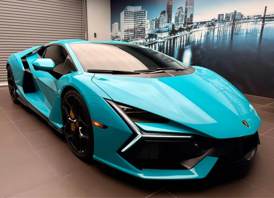 2024 Lamborghini Revuelto - Image 3 of 7