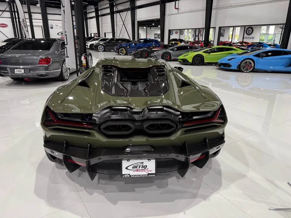 2024 Lamborghini Revuelto - Image 5 of 8