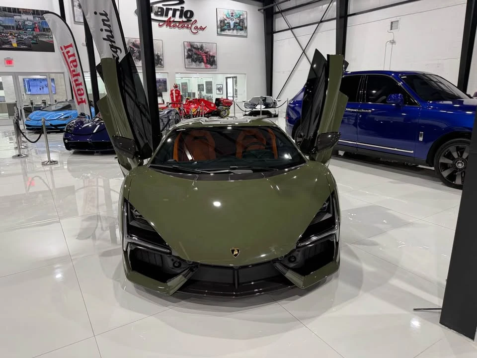 2024 Lamborghini Revuelto - Image 2 of 8