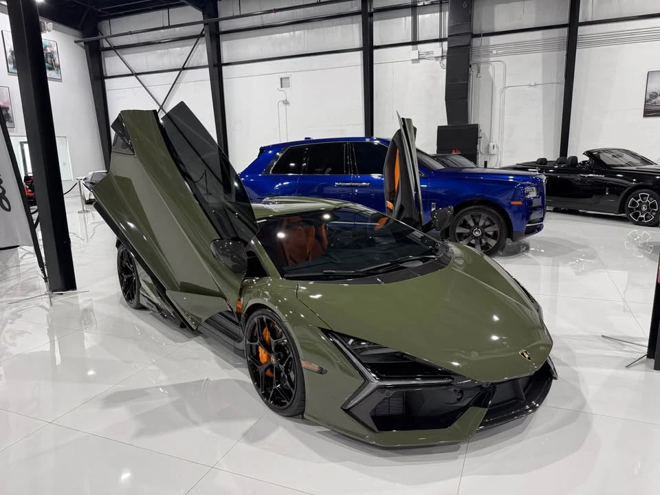 2024 Lamborghini Revuelto - Image 3 of 8