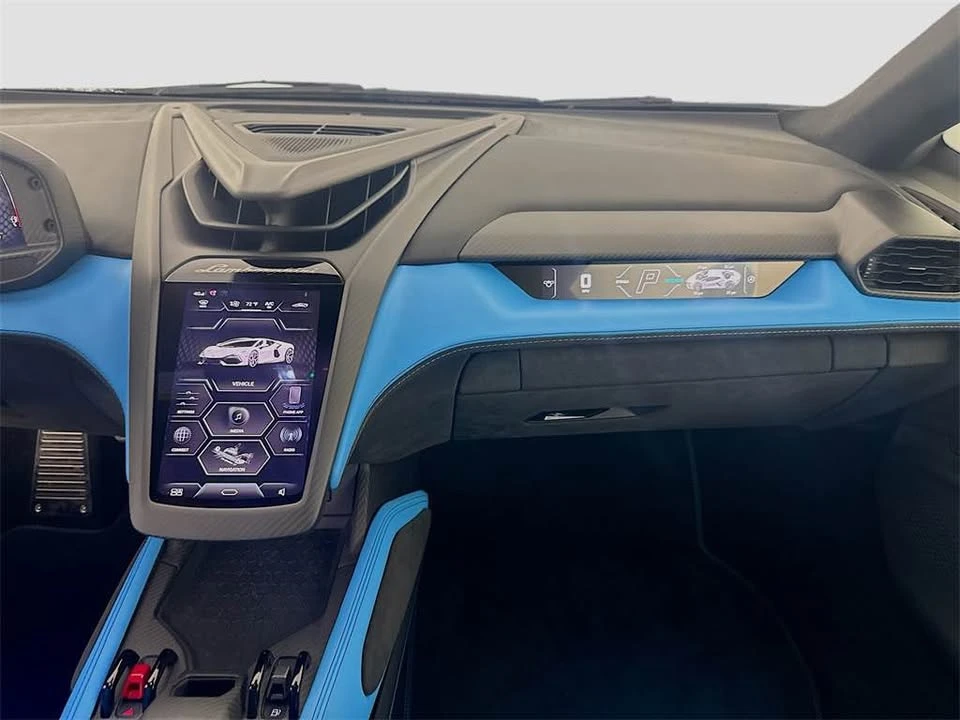 2024 Lamborghini Revuelto - Image 14 of 17