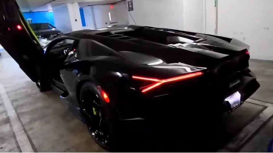 2024 Lamborghini Revuelto - Image 3 of 14
