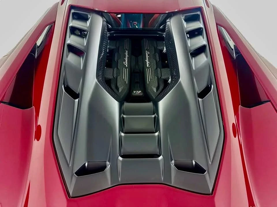 2024 Lamborghini Revuelto - Image 13 of 16