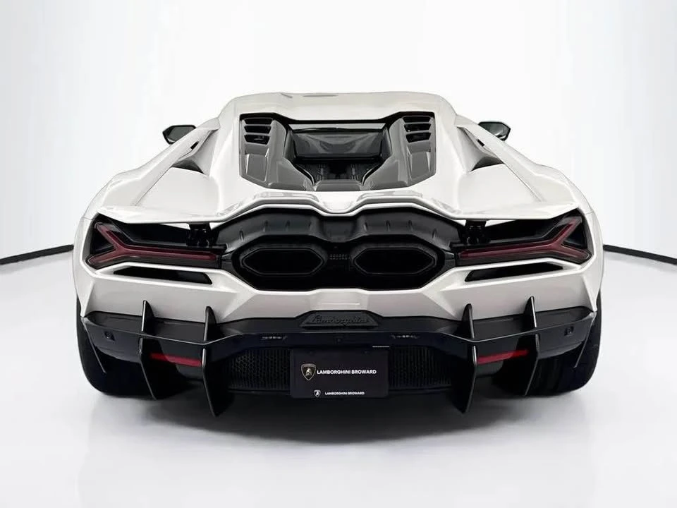 2024 Lamborghini Revuelto - Image 5 of 16