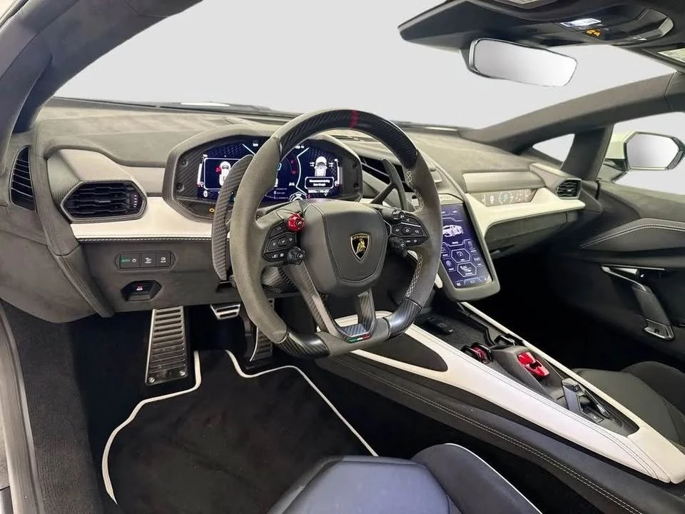 2024 Lamborghini Revuelto - Image 6 of 16