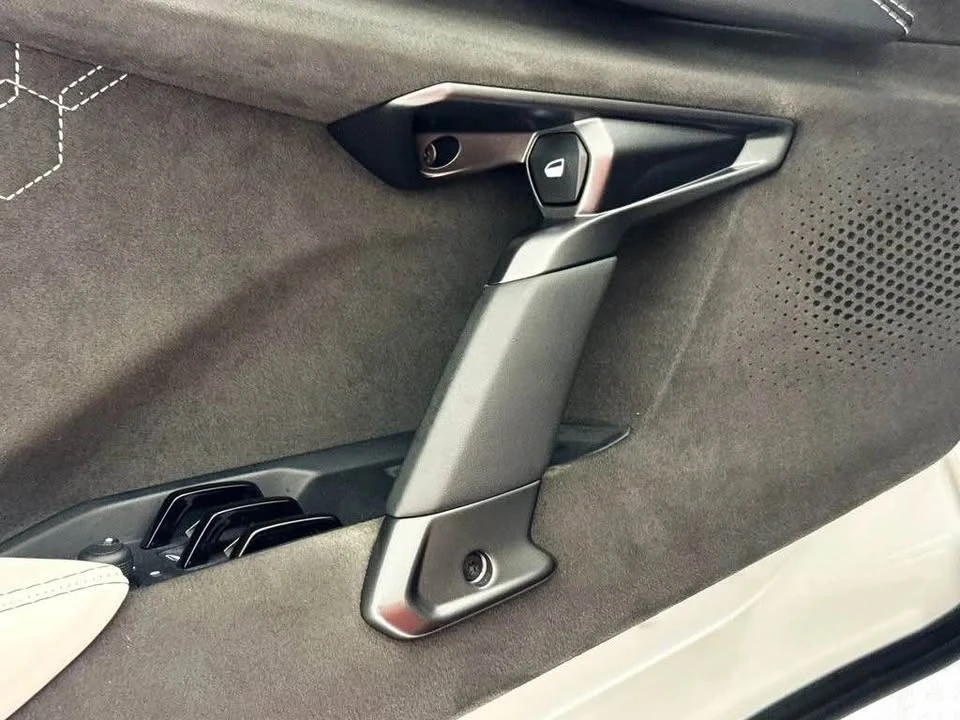 2024 Lamborghini Revuelto - Image 11 of 16