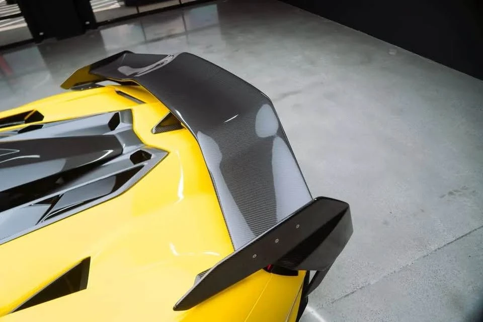 2024 Lamborghini Revuelto - Image 12 of 20