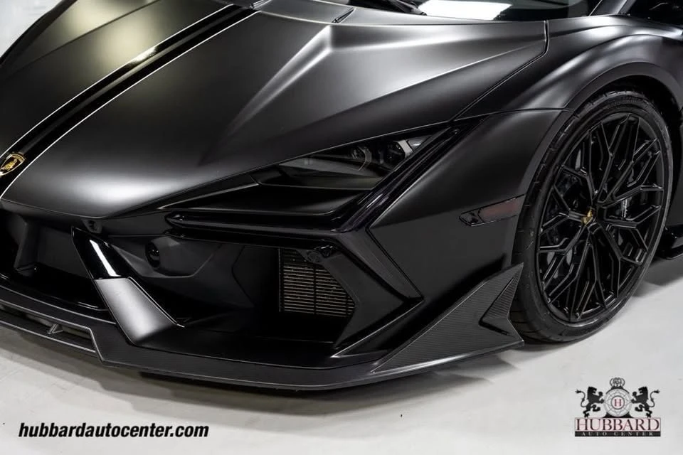 2024 Lamborghini Revuelto - Image 12 of 20