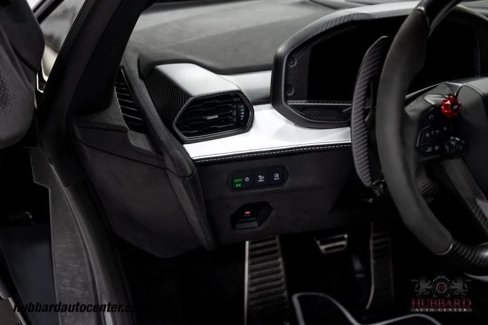 2024 Lamborghini Revuelto - Image 18 of 20