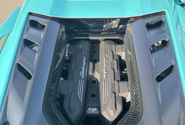 2024 Lamborghini Revuelto - Image 18 of 20