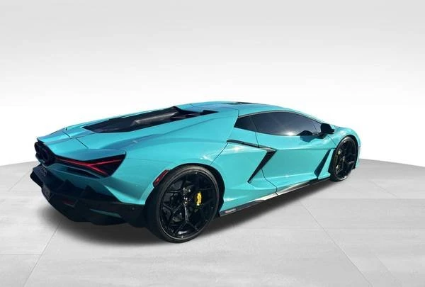 2024 Lamborghini Revuelto - Image 7 of 20