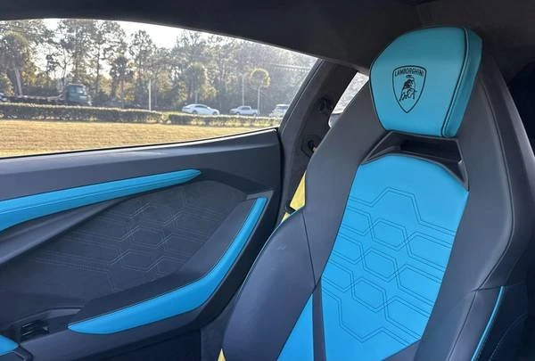 2024 Lamborghini Revuelto - Image 15 of 20