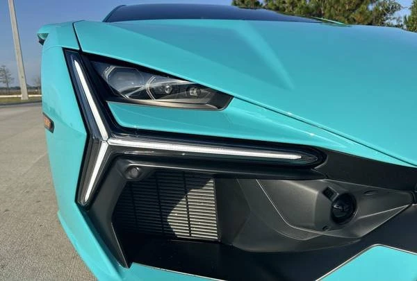 2024 Lamborghini Revuelto - Image 10 of 20