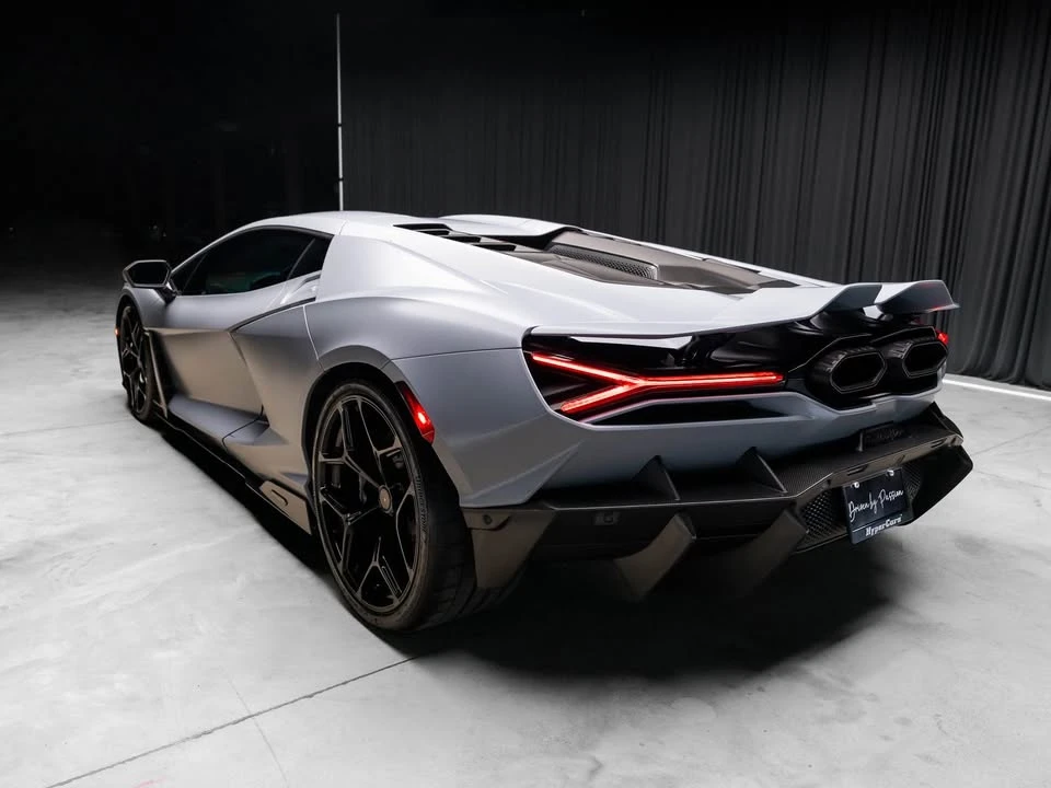 2024 Lamborghini Revuelto - Image 18 of 19