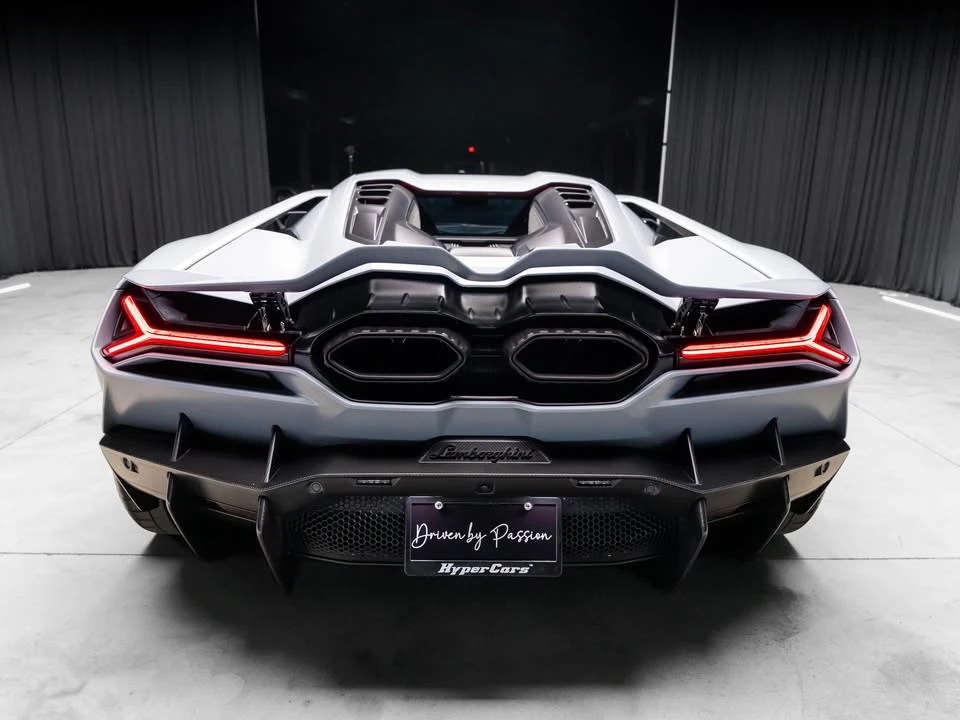 2024 Lamborghini Revuelto - Image 17 of 19