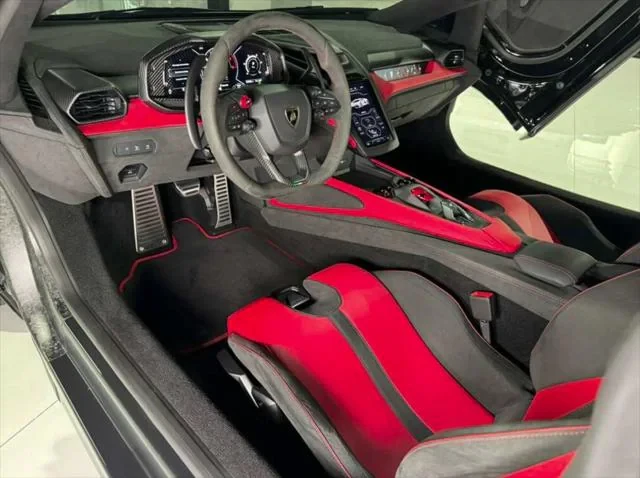 2024 Lamborghini Revuelto - Image 4 of 8