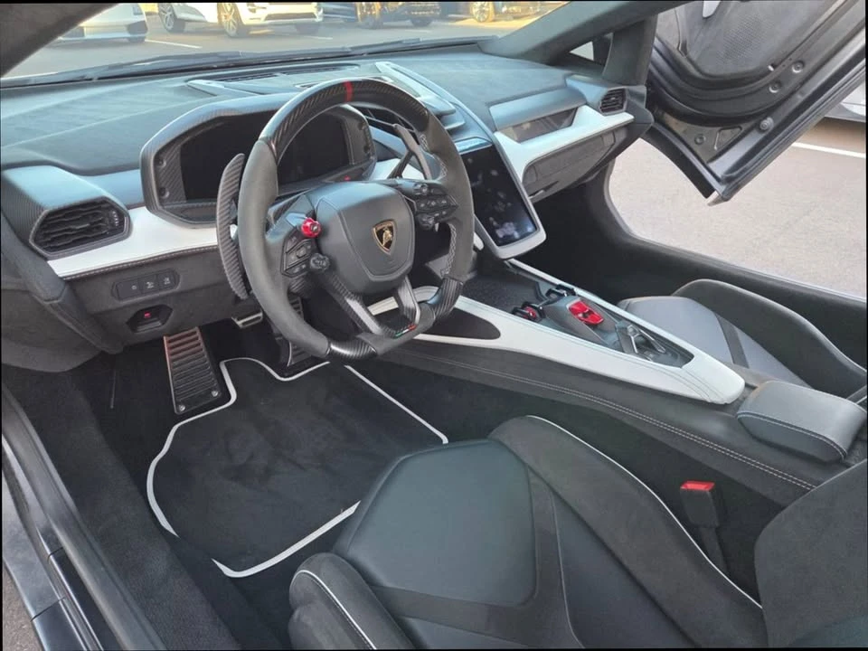 2024 Lamborghini Revuelto - Image 2 of 5