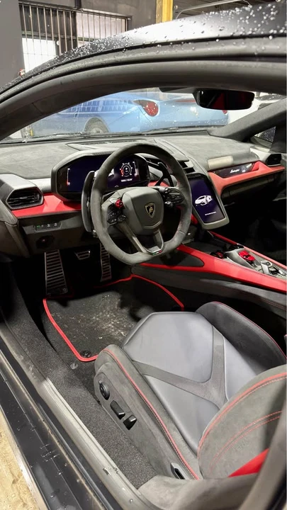2024 Lamborghini Revuelto - Image 9 of 15