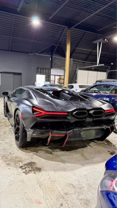2024 Lamborghini Revuelto - Image 8 of 15