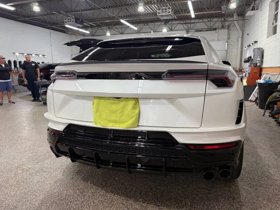 2024 Lamborghini Urus - Image 16 of 18