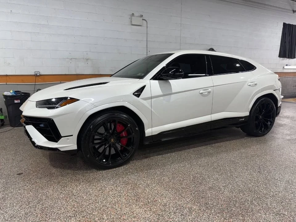 2024 Lamborghini Urus - Image 3 of 18