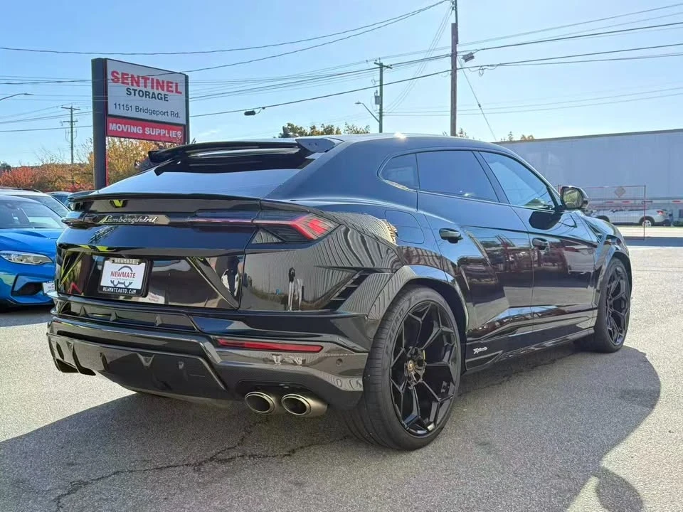 2024 Lamborghini Urus - Image 4 of 15