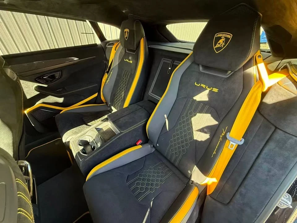 2024 Lamborghini Urus - Image 10 of 15