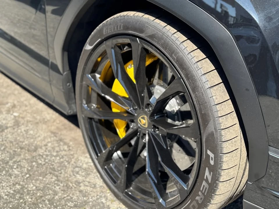 2024 Lamborghini Urus SE - Image 12 of 20