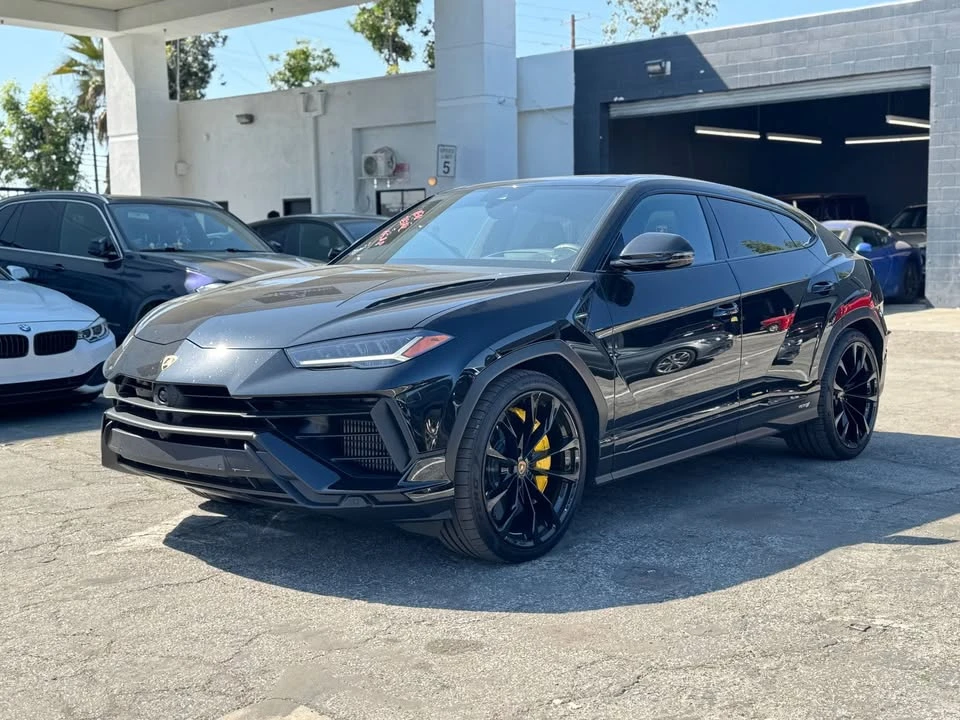 2024 Lamborghini Urus - Image 3 of 20