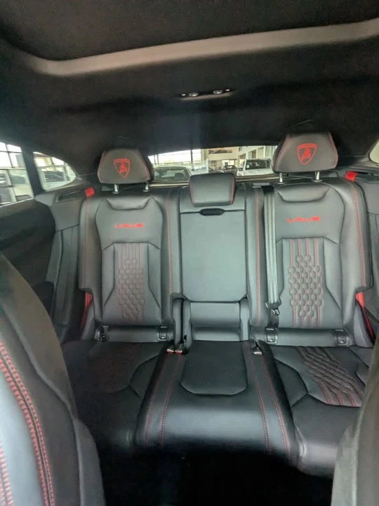 2024 Lamborghini Urus - Image 10 of 10