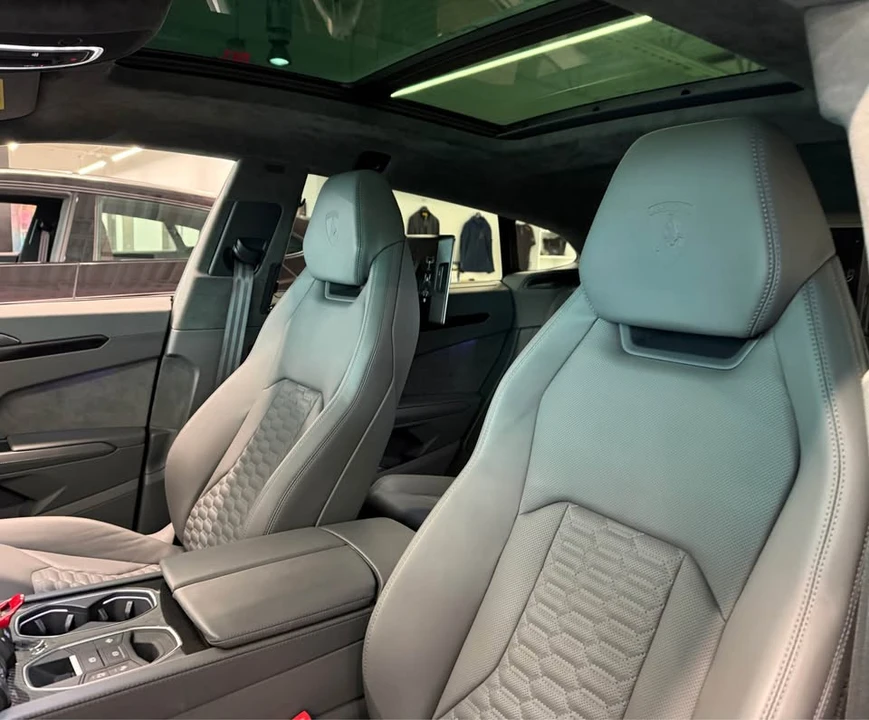 2024 Lamborghini Urus S - Image 6 of 8