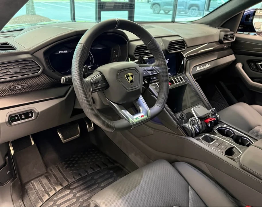 2024 Lamborghini Urus S - Image 5 of 8