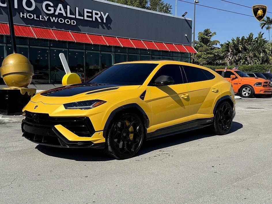2024 Lamborghini Urus - Image 2 of 20