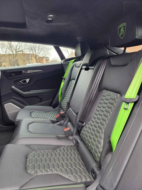 2024 Lamborghini Urus - Image 10 of 18