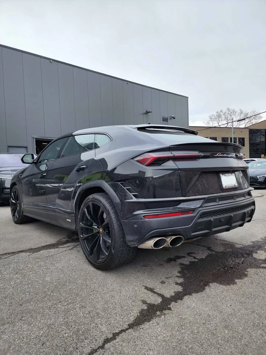 2024 Lamborghini Urus - Image 3 of 18