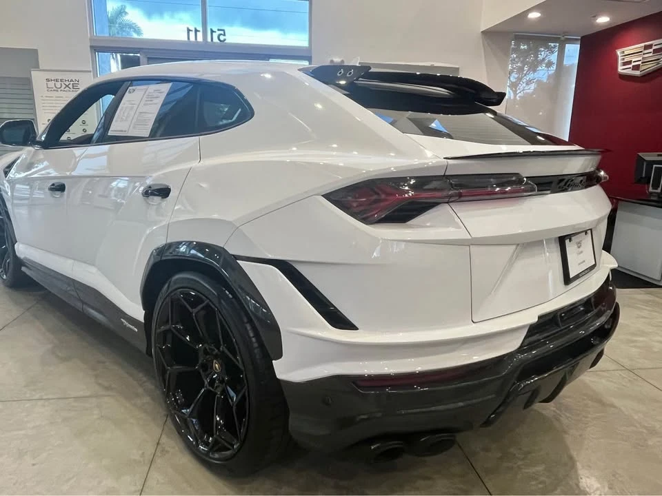 2024 Lamborghini Urus Performante - Image 4 of 7